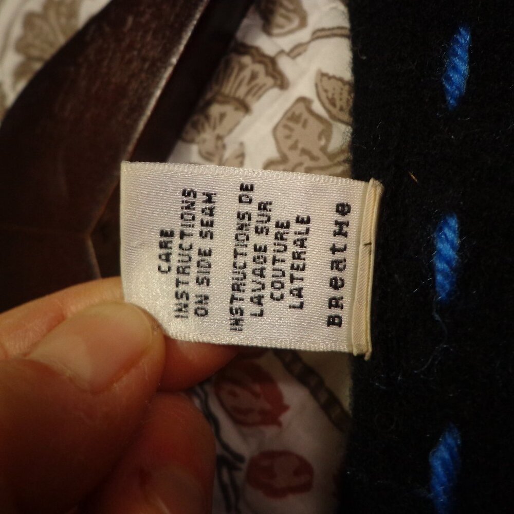 prAna Listen Love Laugh BOHO Knit Sweater M Black Raglan Raw Seams Graphics - Picture 12 of 15